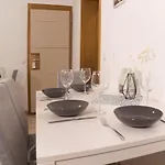 Bohnapartments Elisa - Wohlfuehlapartment Mit 2 Parkplaetzen Und 3 Schlafzimmern - Wlan - Vollausstattung Апартаменты Эрфурт
