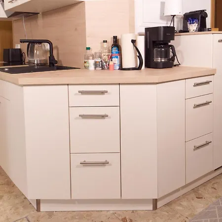 Apartment Bohnapartments Elisa: Cozy 3-bedroom With Free Parking Erfurt