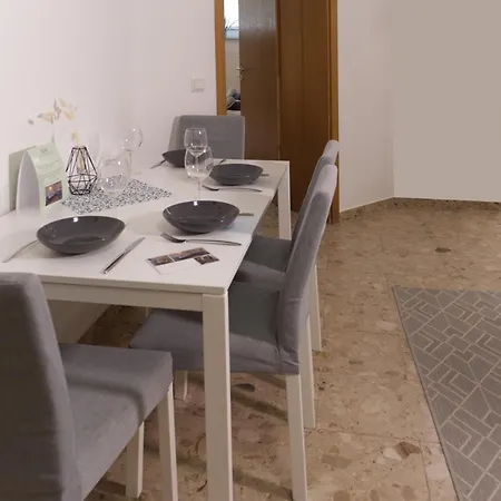 דירה Bohnapartments Elisa - Wohlfuehlapartment Mit 2 Parkplaetzen Und 3 Schlafzimmern - Wlan - Vollausstattung ארפורט