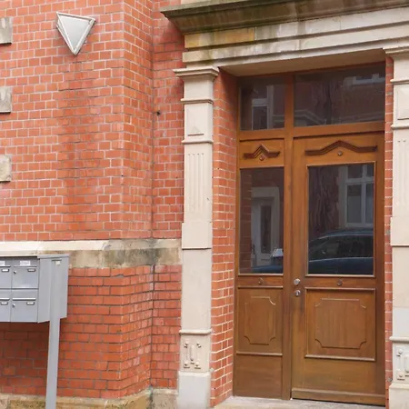 Bohnapartments Elisa: Cozy 3-bedroom With Free Parking * Erfurt