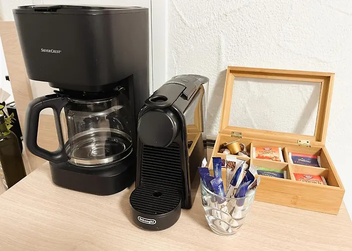 Bohnapartments Elisa - Wohlfuehlapartment Mit 2 Parkplaetzen Und 3 Schlafzimmern - Wlan - Vollausstattung * Ερφούρτη