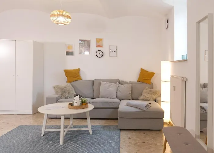 Bohnapartments Elisa - Wohlfuehlapartment Mit 2 Parkplaetzen Und 3 Schlafzimmern - Wlan - Vollausstattung * Ερφούρτη